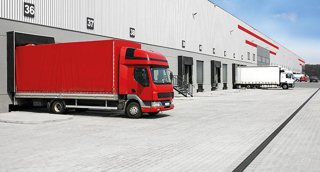 Industrie und Logistik