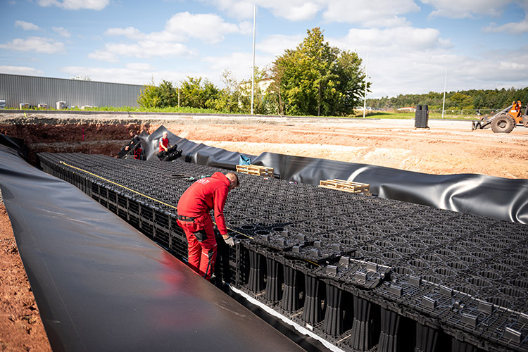 Regenwasserbewirtschaftung-infrastruktur-stormbrixx-aco