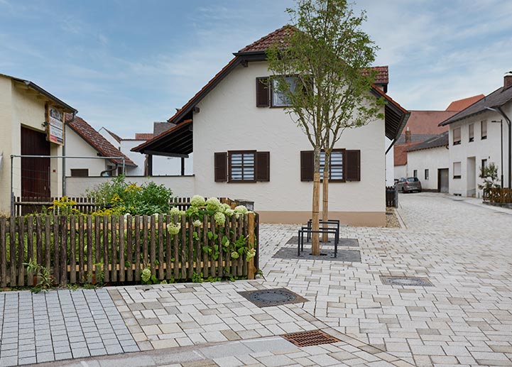 Foto-referenz-neustadt-donau-ACO-031-825-Jannik-Hammes-Fotografie 721x517 Teaser
