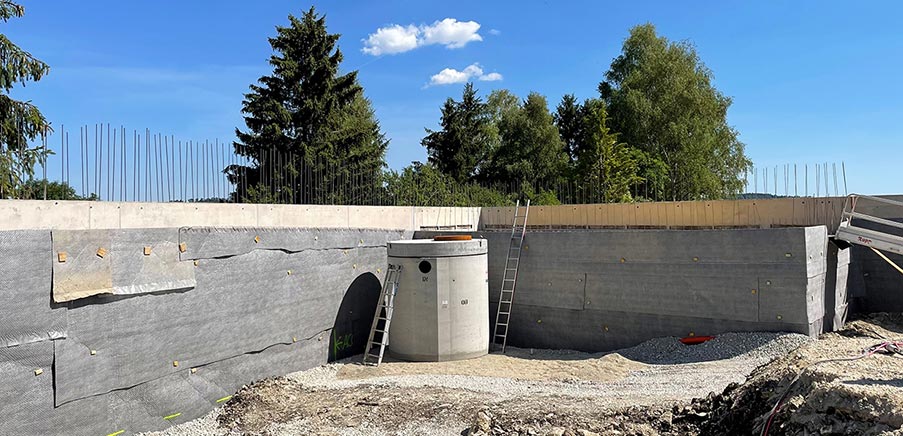 Foto-referenz-burladingen-stormclean-regenwasserbehandlungsanlage-ACO 903x436