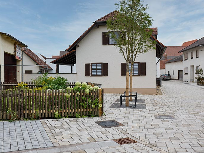 Foto-referenz-neustadt-donau-ACO-031-825-Jannik-Hammes-Fotografie 721x517 Teaser