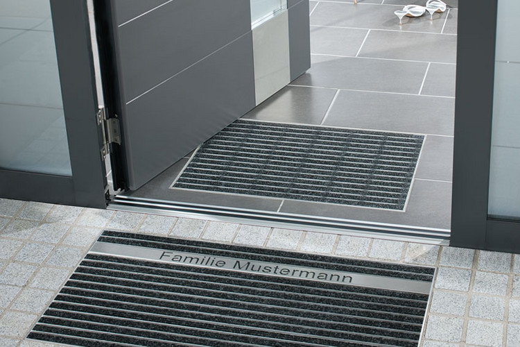 Individueller Schuhabstreifer anthrazit Outdoor