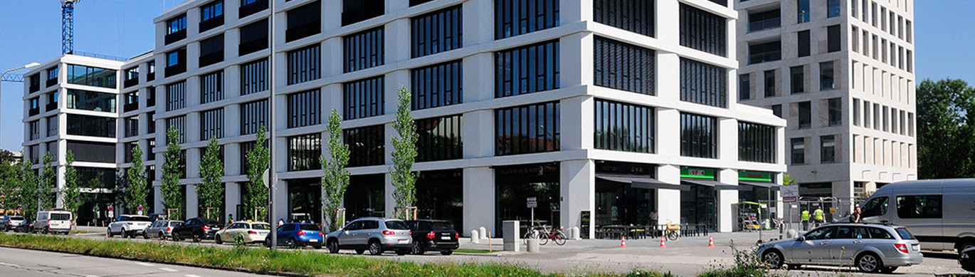 In der nördlichen Innenstadt von München entsteht das Stadtquartier Schwabinger Tor. Die Architekten von Max Dudler haben mit dem Büro- und Wohnhochhaus N10 eines der ersten Gebäude realisiert. Bei der Entwässerung vertrauten sie ACO.