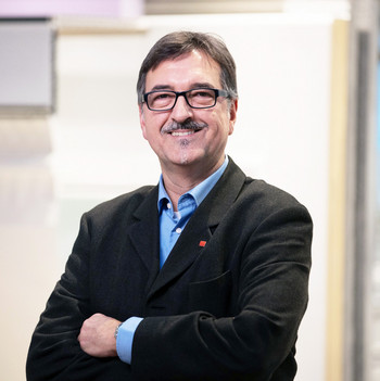 <p><strong>Matthias Möckl, Dipl.-Ing. (FH)</strong><br>Referent ACO Academy & Moderation</p><p>mit seinem Vortrag:</p><p><strong>„Schwammstadt - praktisch umgesetzt”</strong></p>