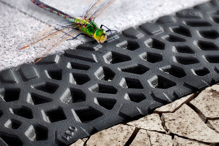 Schönheit der Natur beim Voronoi Design für Entwässerungen
