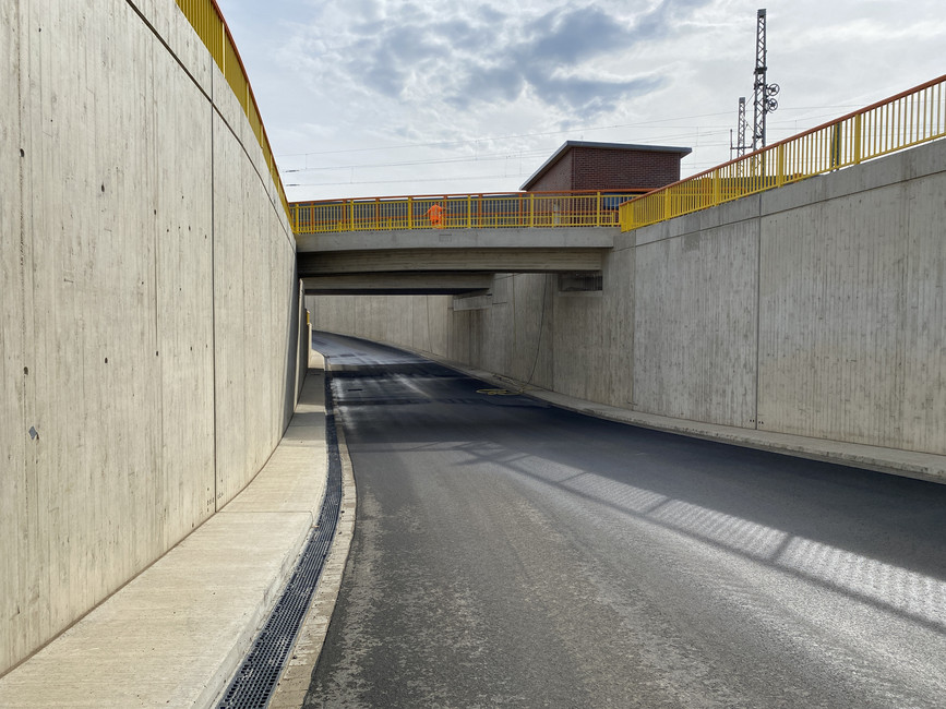 Foto-referenz-sarstedt-trogbauwerk-ACO-tiefbau